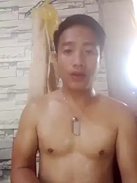 Snapshot of PhilipofHeaven chatting on April 4, 5:06 am PhilipofHeaven online show from April 4, 5:06 am