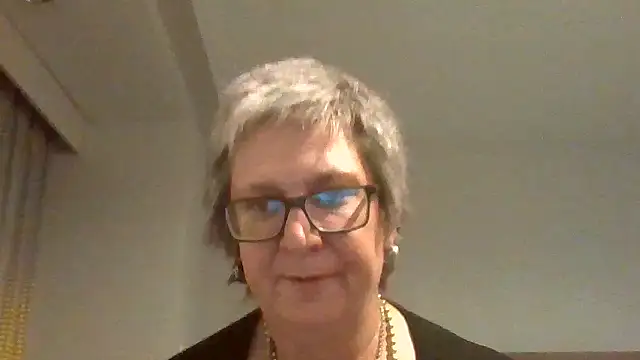 Snapshot of becky1111 chatting on April 17, 1:19 am becky1111 online show from April 17, 1:19 am