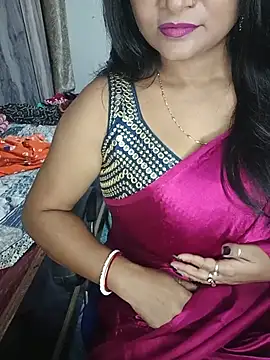 MAHI066 online show from August 6, 4:42 pm