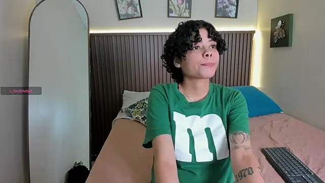 Sasha Venom online show from July 16, 12:38 am