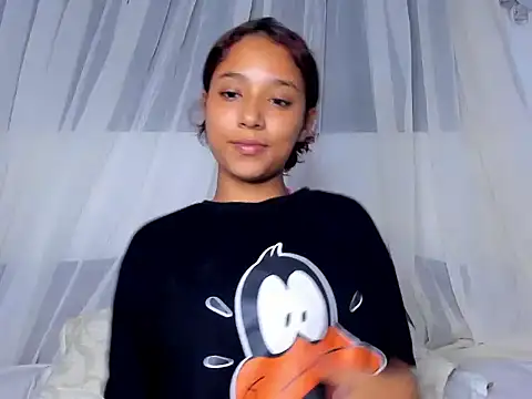  natzury  online show from March 6, 11:34 pm