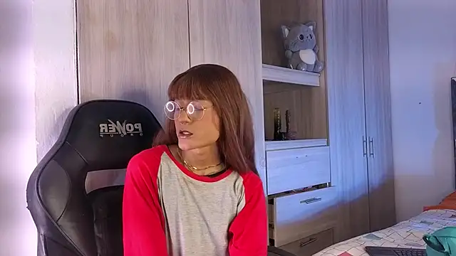 tiffanyy 777 online show from March 30, 6:53 pm