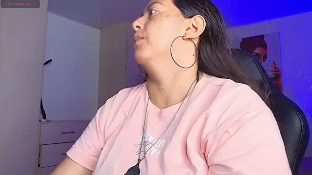 evelyn harpeery online show from April 21, 10:32 am