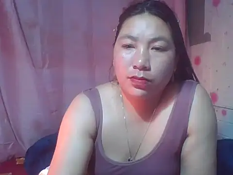 giang0055 online show from March 7, 12:35 pm