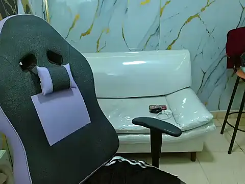 Boy tatto77 online show from March 14, 12:32 pm