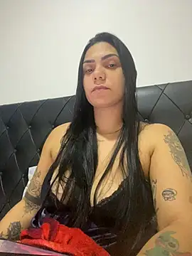 Nini  online show from July 10, 5:15 pm