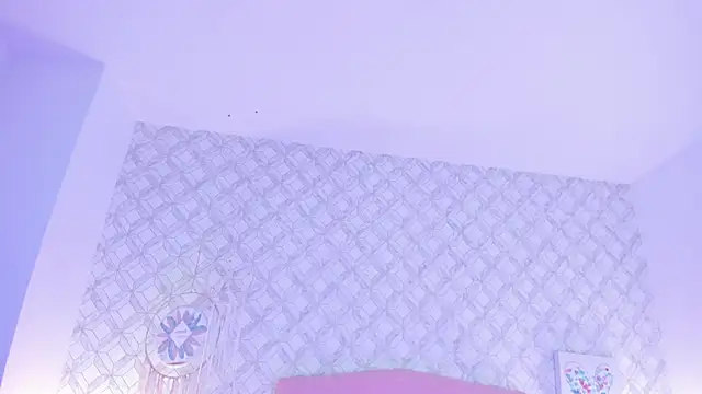 amber  ferrera online show from March 1, 7:38 pm