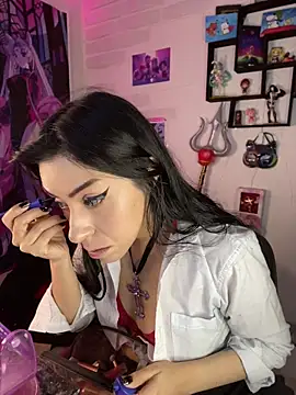 Sky Girl LS online show from April 13, 2:33 pm