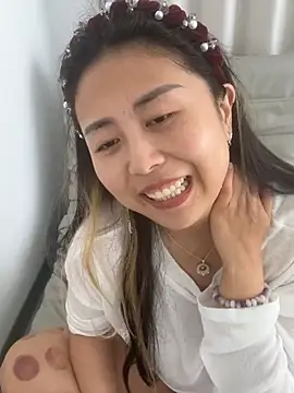 Snapshot of zzdd999 chatting on July 9, 7:23 am zzdd999 online show from July 9, 7:23 am