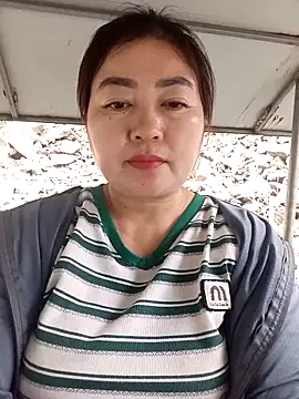 Jumi livesexy online show from February 25, 1:26 am