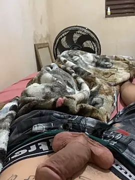 heitorpaugrande online show from February 27, 2:55 am