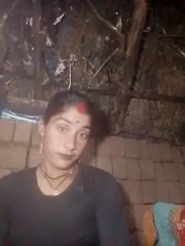 Snapshot of Pinki_rani chatting on May 7, 9:31 pm Pinki rani online show from May 7, 9:31 pm