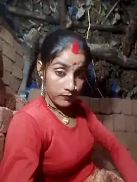 Snapshot of Pinki_rani chatting on May 11, 6:49 pm Pinki rani online show from May 11, 6:49 pm