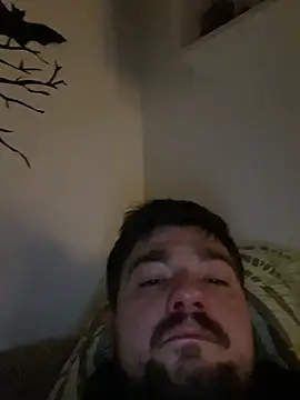 Snapshot of LienalWarplane chatting on February 20, 1:24 am LienalWarplane online show from February 20, 1:24 am