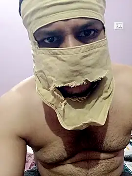 notyg240 online show from April 26, 6:27 pm