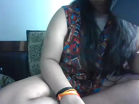 Snapshot of Hardbabeshub chatting on May 21, 8:49 pm Hardbabeshub online show from May 21, 8:49 pm