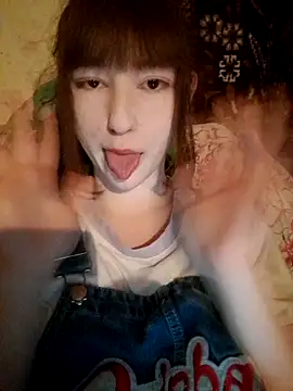 Yoonhee ki online show from July 11, 9:38 pm