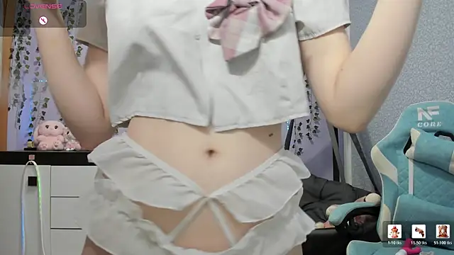 Yoonhee ki online show from July 21, 3:03 pm