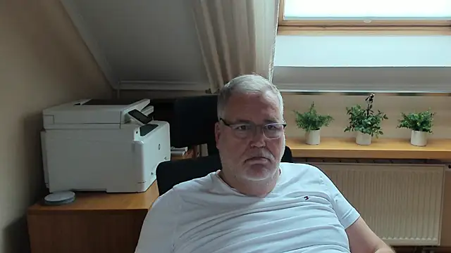 gentlecamsub online show from December 21, 12:45 pm