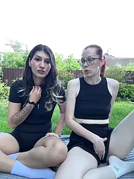Snapshot of RussianGirls_ chatting on June 6, 1:16 pm RussianGirls online show from June 6, 1:16 pm