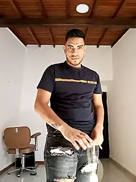 Moreno latino sex online show from December 19, 8:05 pm