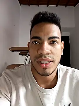 Snapshot of Moreno_latino_sex chatting on December 20, 5:09 pm Moreno latino sex online show from December 20, 5:09 pm