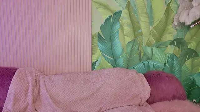 Milana Cold online show from January 17, 8:45 pm