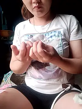 yula-bi online show from April 20, 11:06 pm