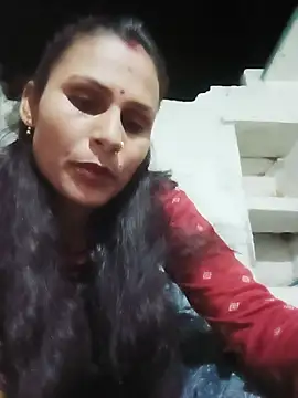 Snapshot of Cuty_priti chatting on June 22, 4:37 pm Cuty priti online show from June 22, 4:37 pm