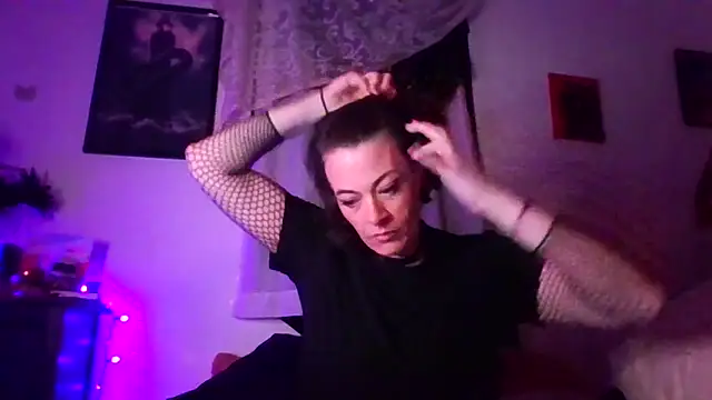 GoddessRae19 online show from February 13, 5:14 am