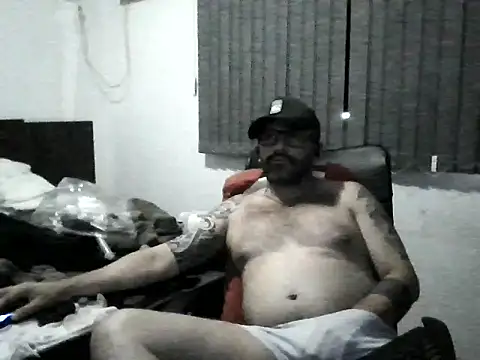 hairybeartopdominant online show from December 20, 11:06 am