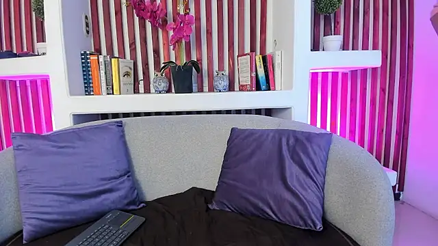 Kaorusweet online show from February 24, 11:52 am