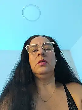 KiaraFoster online show from January 16, 11:25 am