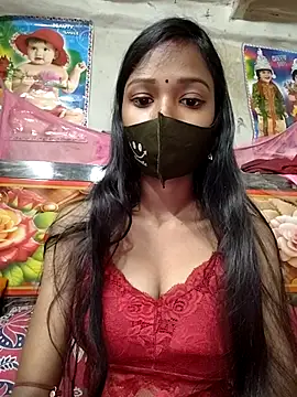 Snapshot of doll2007 chatting on February 15, 7:38 am doll2007 online show from February 15, 7:38 am