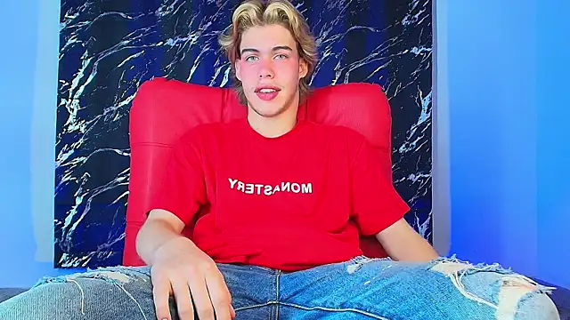 Luciangrey- online show from January 15, 3:11 am