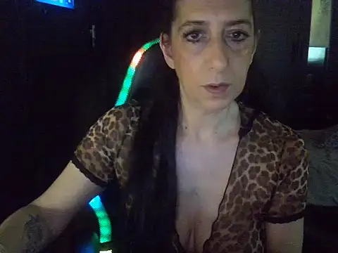 labelgecoquine online show from April 13, 8:14 pm