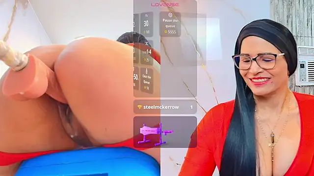 Snapshot of Isis_car0lina chatting on May 3, 8:09 am Isis car0lina online show from May 3, 8:09 am