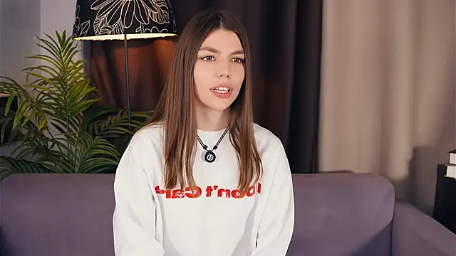 NeidaGowing online show from December 20, 8:54 am