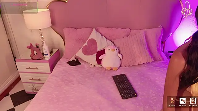 Snapshot of CherylandToni chatting on February 27, 5:40 am CherylandToni online show from February 27, 5:40 am