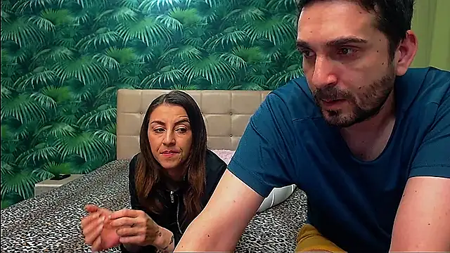 Stella John online show from December 11, 5:10 am