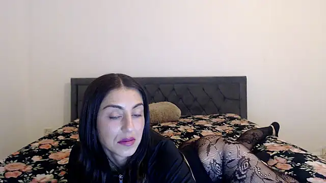 Stella John online show from September 16, 5:19 am