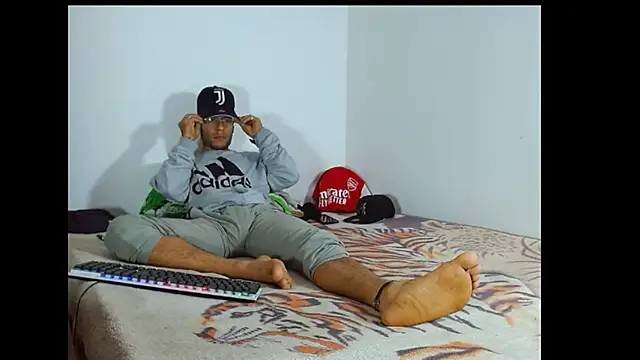 Alphamaster 92 online show from April 14, 5:02 am