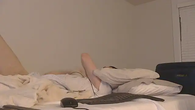 Snapshot of SissyJosh chatting on June 11, 8:45 am SissyJosh online show from June 11, 8:45 am