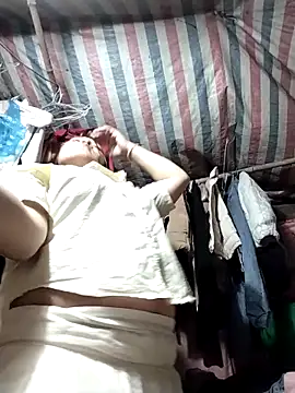 Lucky cutee online show from April 21, 12:11 pm