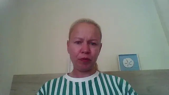 jennyblondeuk online show from April 23, 3:36 pm