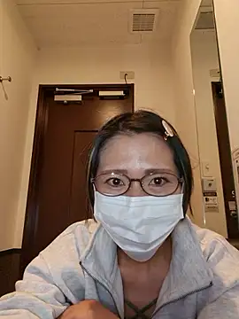 tomatocjin124 online show from April 2, 7:06 am