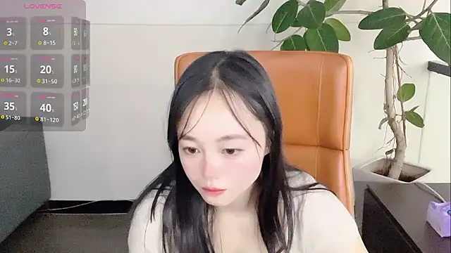 Yuer-77 online show from February 11, 1:05 pm