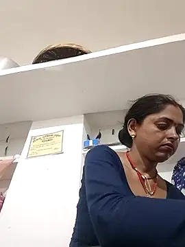 Snapshot of Mahima_rani34 chatting on June 24, 11:26 pm Mahima rani34 online show from June 24, 11:26 pm