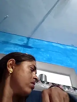 Snapshot of Mahima_rani34 chatting on July 7, 10:03 pm Mahima rani34 online show from July 7, 10:03 pm