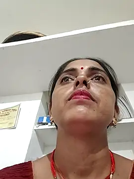 Snapshot of Mahima_rani34 chatting on July 24, 4:27 pm Mahima rani34 online show from July 24, 4:27 pm